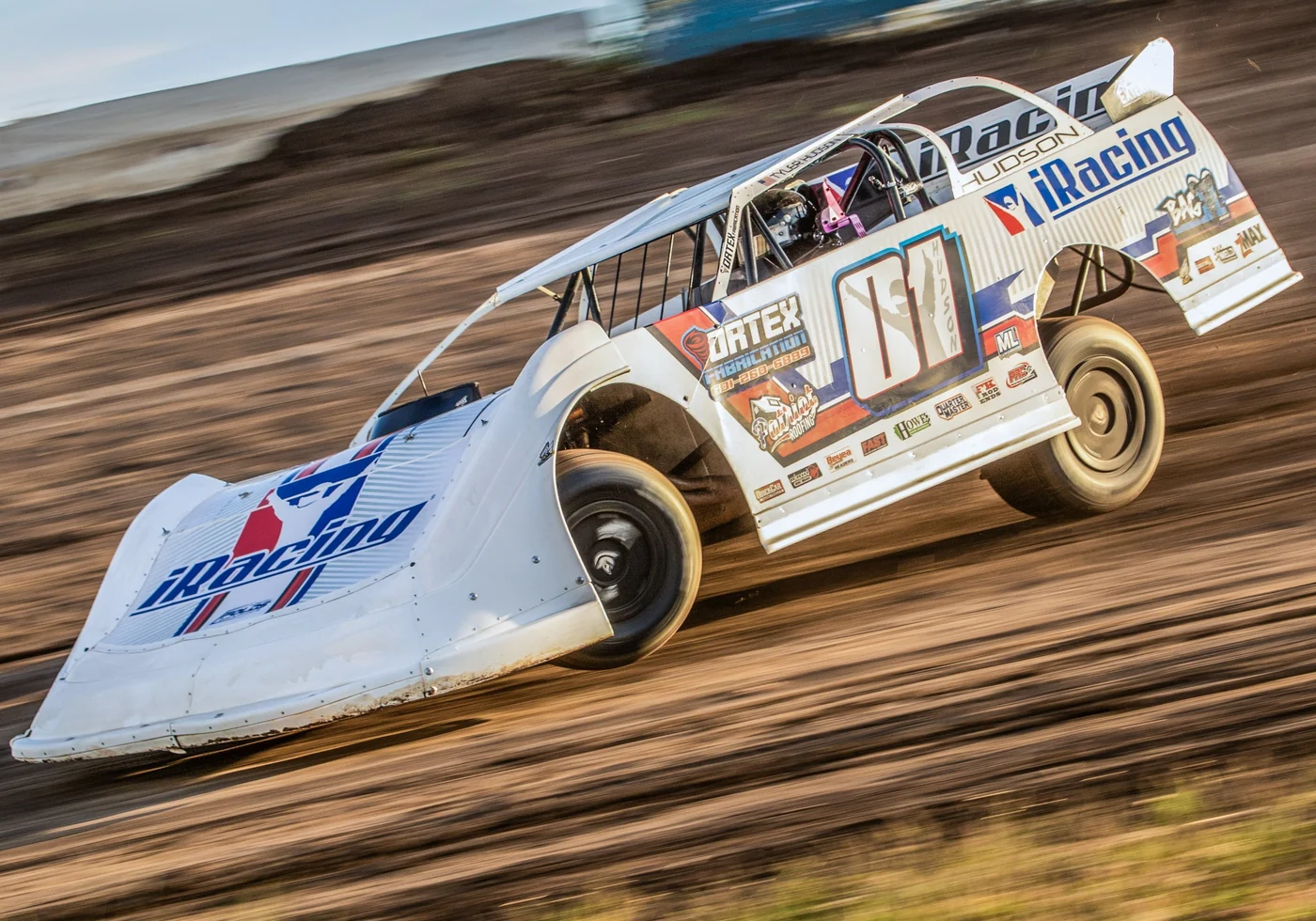 Tyler Hudson driving the iRacing.com No. 01 dirt late model